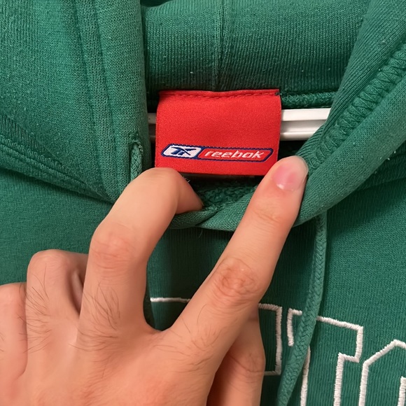 Reebok Boston Celtics Oversized Hoodie - Picture 2 of 2